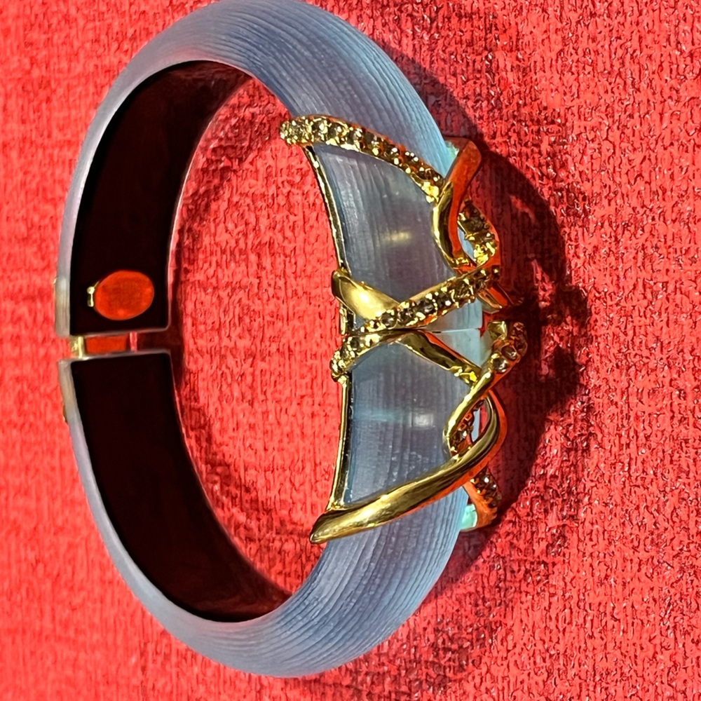 ALEXIS BITTAR PRE-LOVED AUTHENTIC ICY BLUE LUCITE;14K GOLD-PLATED BRASS BRACELET - Picture 4 of 12